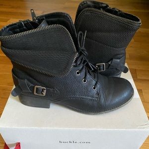 Buckle Size 7.5 boots